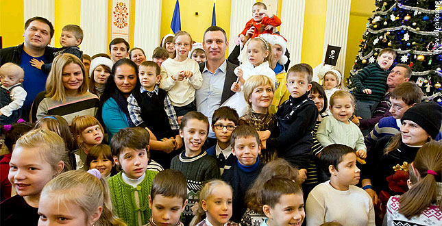 Віталій Кличко привітав дітей з особливими потребами з новорічними святами