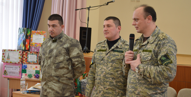 Зустріч учнів міста Києва з військовослужбовцями 12-го Батальйону територіальної оборони міста Києва