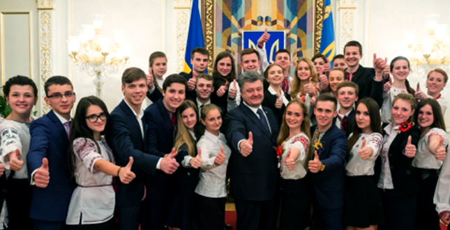 Крок за кроком маємо спільно будувати європейську Україну – Президент на зустрічі зі школярами з нагоди Дня захисту дітей
