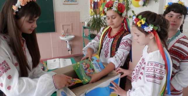 Деснянці долучилися до акції «Діти України за єдину Україну»