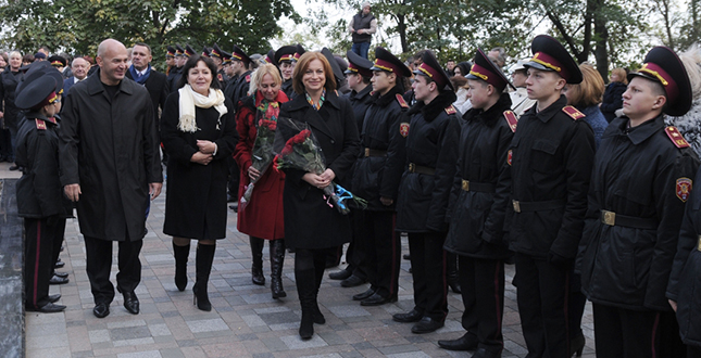 За участю Ганни Старостенко відбулась урочиста церемонія посвяти в кадети майже 70 вихованців перших класів київського ліцею-інтернату «Кадетський корпус»