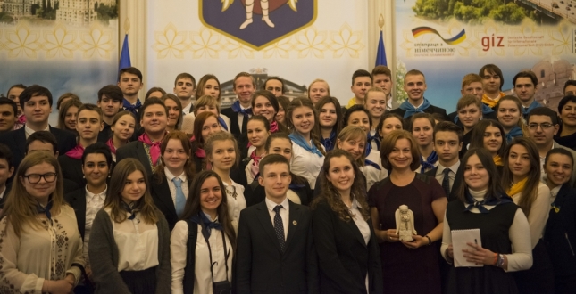 Ганна Старостенко зустрілася з лідерами учнівського самоврядування Києва