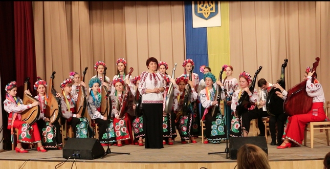 23 березня 2017 року  в клубі військового госпіталю  "ГВКГ" відбувся  звітний концерт творчих колективів центру "АРТ" Печерського району