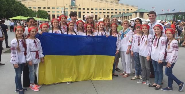 Творче літо – 2017.  Ансамбль «Зернятко» представляє українську культуру в Канаді