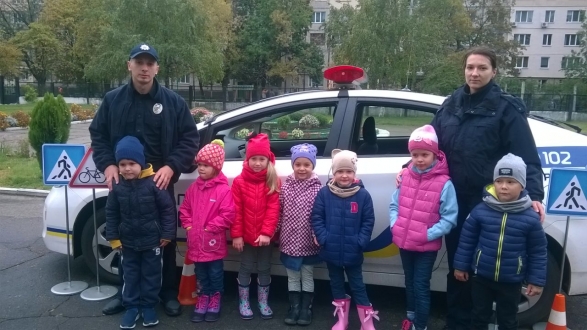 Малечу ПДНЗ «Планета дитинства» навчали правилам дорожнього руху працівники Національної поліції України
