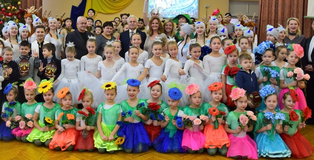 Свято Миколая у спеціальних школах-інтернатах Дніпровскього району