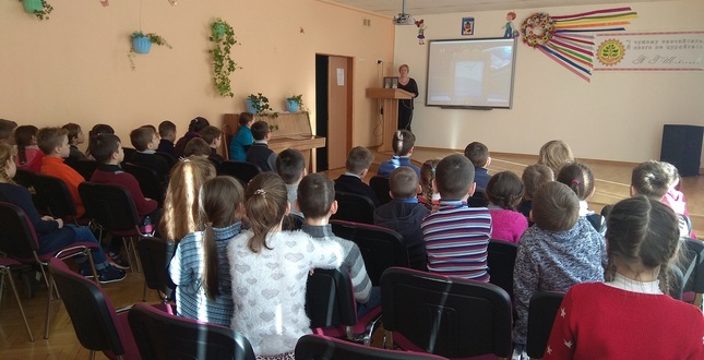 День безпечного Інтернету в рамках тижня інформатики в школі І ступеня №268 Оболонського району м. Києва