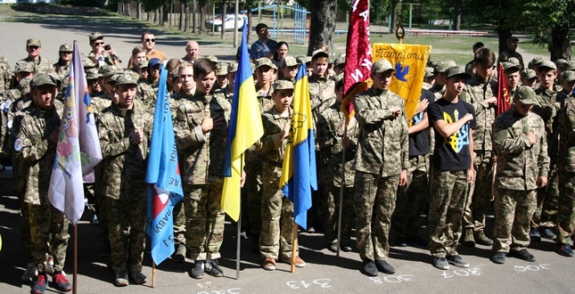 Розпочався І (районний) етап Всеукраїнської військово-патріотичної гри «Сокіл» («Джура») серед закладів освіти Деснянського району